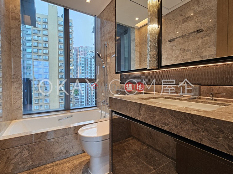 HK$ 102,100/ month Victoria Harbour | Eastern District | Gorgeous 3 bedroom in North Point | Rental