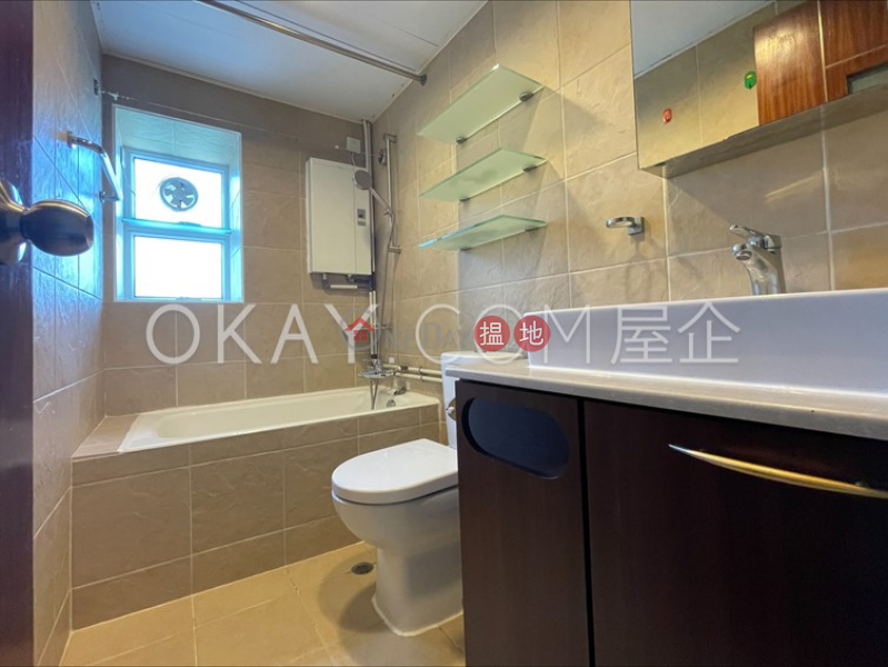 HK$ 16.5M Monmouth Place, Wan Chai District | Lovely 3 bedroom on high floor | For Sale