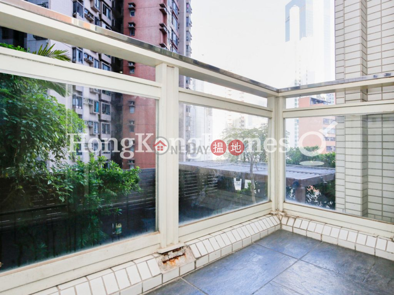 3 Bedroom Family Unit at Centrestage | For Sale 108 Hollywood Road | Central District | Hong Kong Sales | HK$ 16.8M