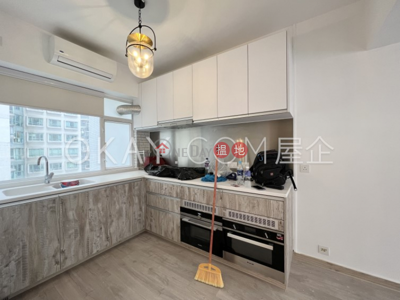 HK$ 39,000/ month | Carlos Court | Western District Nicely kept 3 bedroom in Mid-levels West | Rental