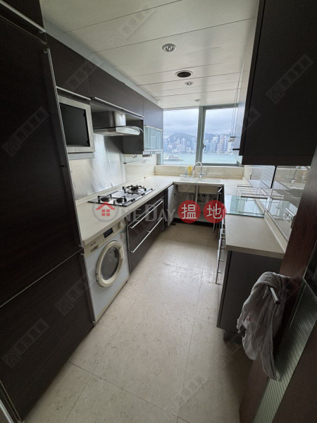 Three bedrooms, one suite, and one study in The Harbourside 1 Austin Road West | Yau Tsim Mong, Hong Kong Sales, HK$ 27M