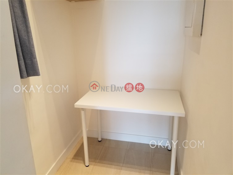 Practical 2 bed on high floor with sea views & balcony | Rental | Discovery Bay, Phase 12 Siena Two, Graceful Mansion (Block H2) 愉景灣 12期 海澄湖畔二段 閒澄閣 Rental Listings
