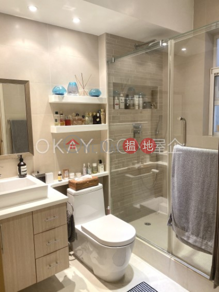 Lovely 3 bedroom with terrace | For Sale, Bayview Mansion 樂觀大廈 Sales Listings | Central District (OKAY-S14579)