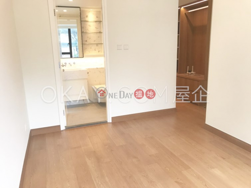 HK$ 42,000/ month Resiglow, Wan Chai District Nicely kept 2 bedroom with balcony | Rental