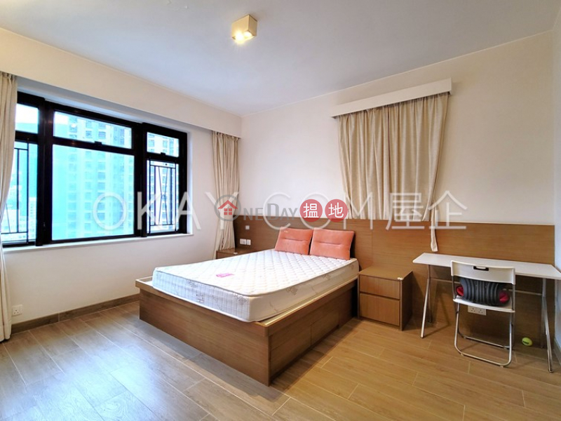 HK$ 26.8M | Villa Lotto | Wan Chai District, Efficient 3 bedroom with parking | For Sale