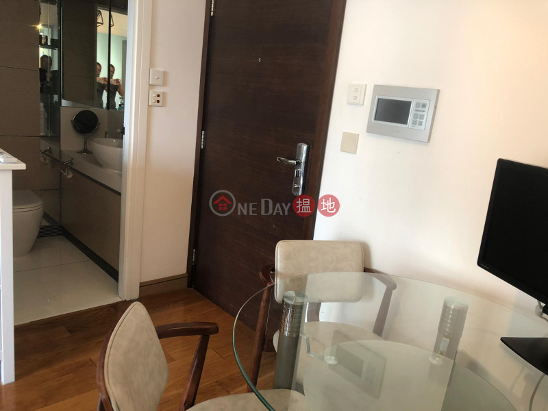 2 bedrooms with open view, 5 mins walkable distance to Central | Centrestage 聚賢居 Rental Listings