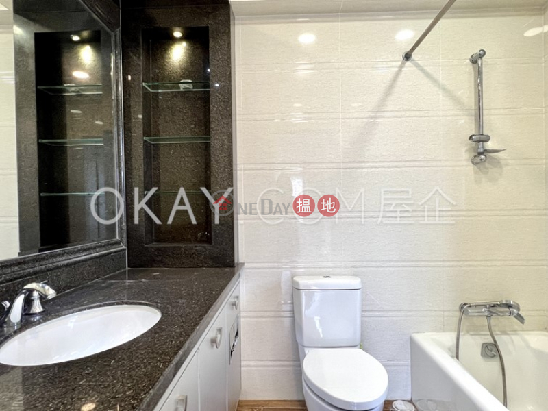 HK$ 42,000/ month, Grandview Mansion, Wan Chai District Rare 3 bedroom with balcony & parking | Rental