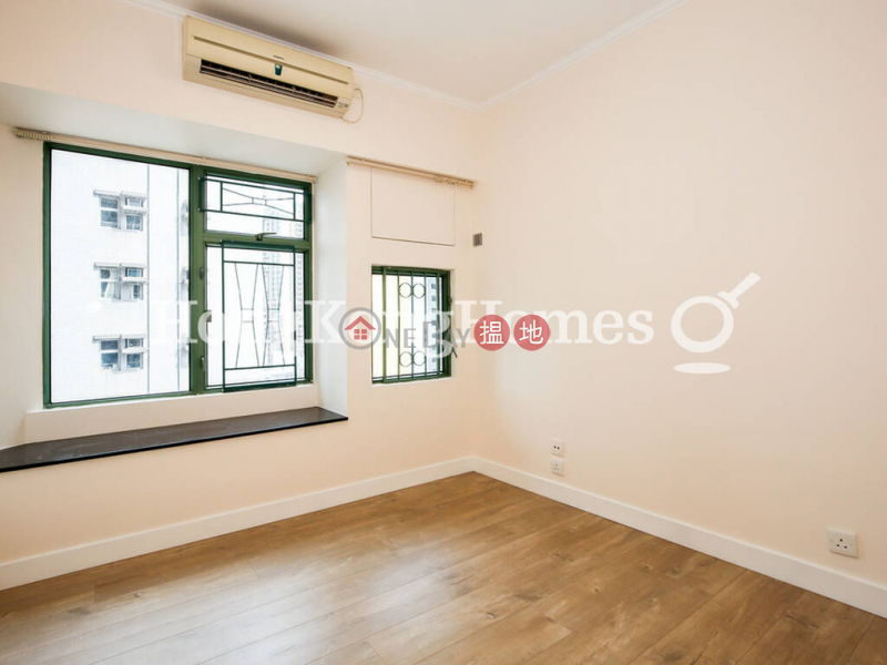 Property Search Hong Kong | OneDay | Residential Sales Listings 3 Bedroom Family Unit at Robinson Place | For Sale