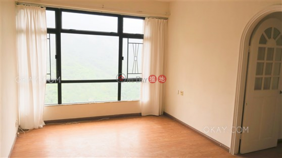 Stylish 3 bedroom on high floor with parking | Rental | Ronsdale Garden 龍華花園 Rental Listings