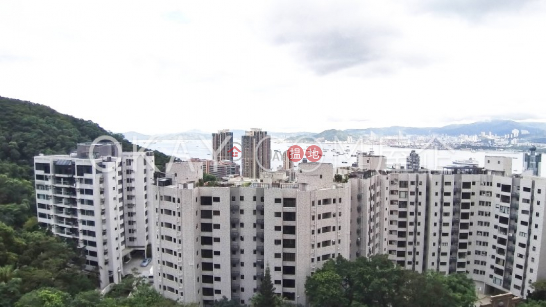 Efficient 4 bedroom with balcony & parking | Rental | Piccadilly Mansion 碧苑大廈 Rental Listings
