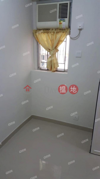 Property Search Hong Kong | OneDay | Residential | Rental Listings Wai On Building | 3 bedroom Mid Floor Flat for Rent