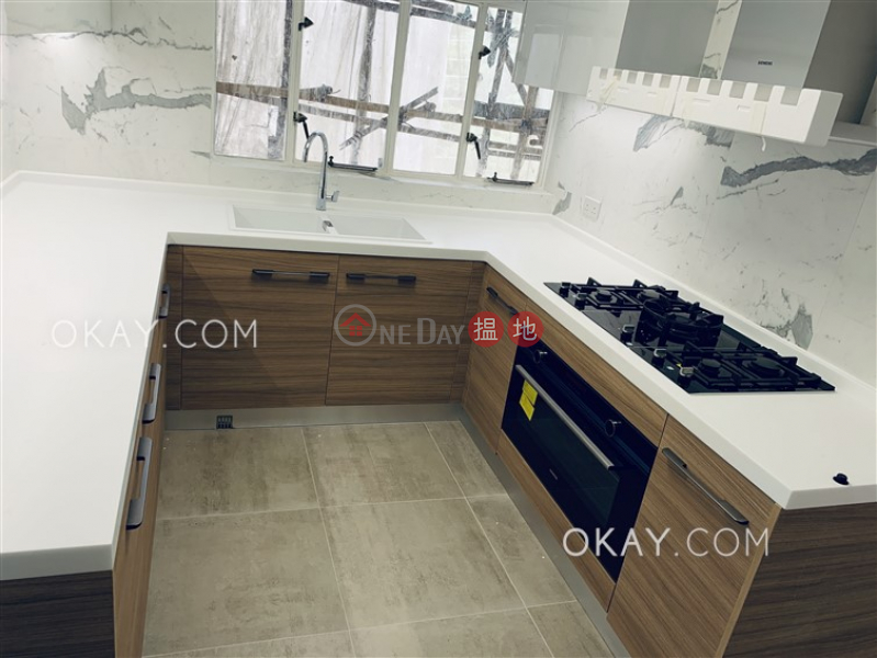 HK$ 135,000/ month | Borrett Mansions | Central District Efficient 4 bedroom with harbour views & balcony | Rental