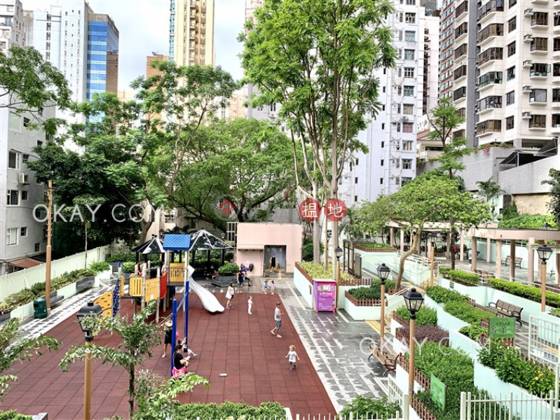 Cozy 2 bedroom with balcony | For Sale, King Ho Building 金豪大廈 Sales Listings | Central District (OKAY-S71677)
