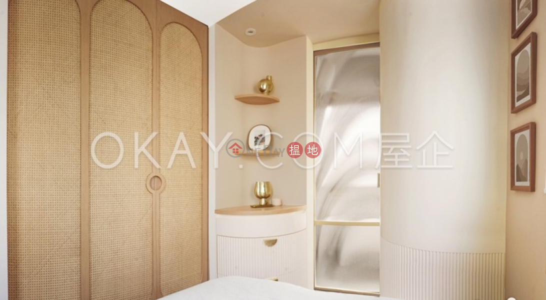 Tasteful 1 bedroom on high floor with rooftop | For Sale, 428-440 Queens Road West | Western District, Hong Kong | Sales | HK$ 7.5M