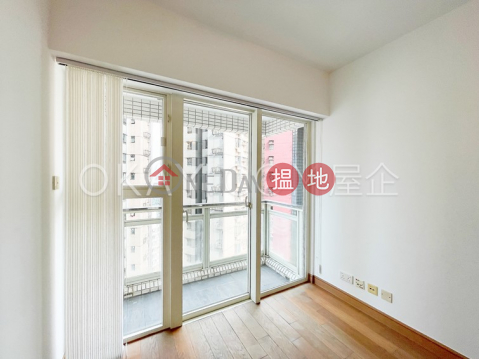 Popular 2 bedroom on high floor with balcony | For Sale | Centrestage 聚賢居 _0