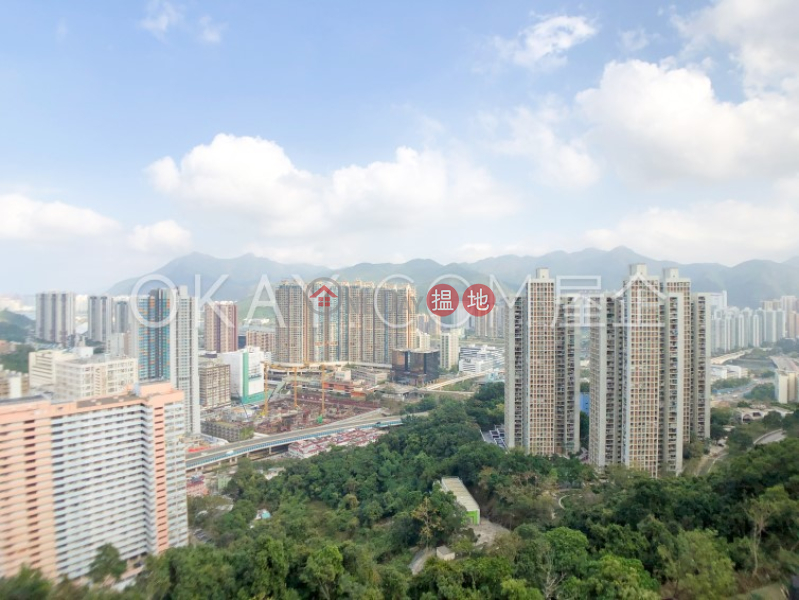 Stylish 3 bedroom on high floor with balcony & parking | Rental | Shatin 33 碧霞花園 Rental Listings