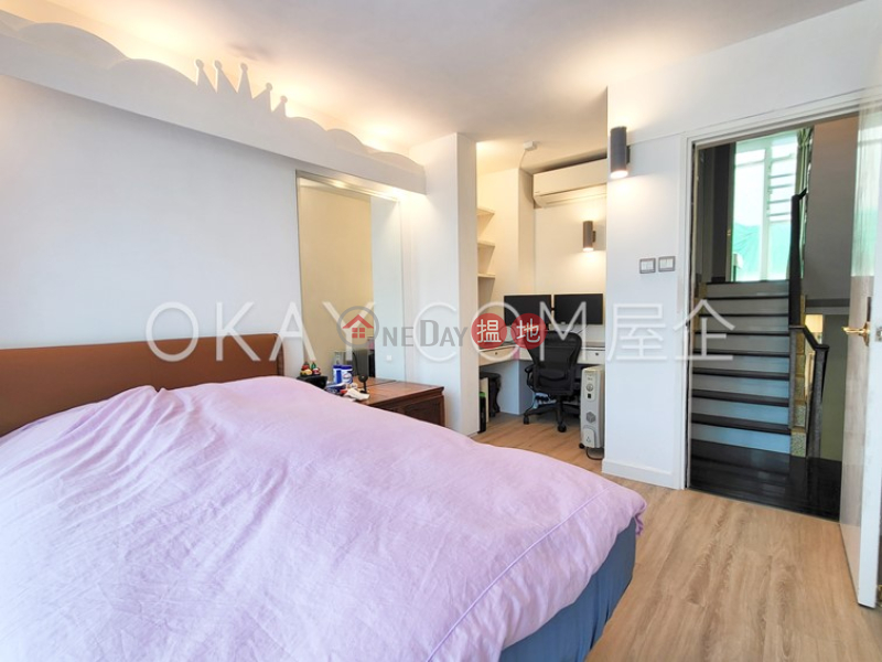 Elegant house with rooftop & parking | For Sale | House 22 Villa Royale 御花園 洋房 22 Sales Listings