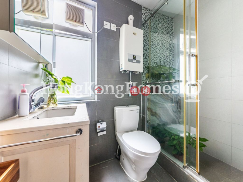 HK$ 34,800/ month, Village Court | Wan Chai District, 2 Bedroom Unit for Rent at Village Court