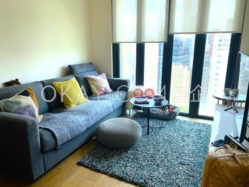 Elegant 2 bedroom with balcony | For Sale | Gramercy 瑧環 Sales Listings