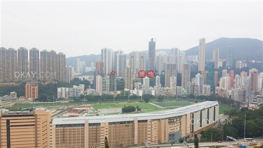 香港搵樓|租樓|二手盤|買樓| 搵地 | 住宅出售樓盤-5房4廁,極高層,星級會所,連車位《肇輝臺6號出售單位》