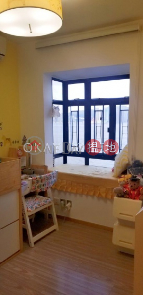 Nicely kept 3 bedroom with harbour views | For Sale | 100 Shing Tai Road | Eastern District | Hong Kong, Sales, HK$ 12.3M