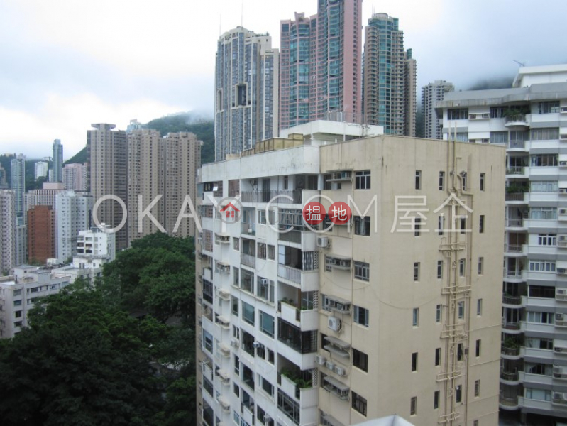 3房2廁,連車位,露台干德道18號出租單位-16-18干德道 | 西區|香港-出租HK$ 48,000/ 月