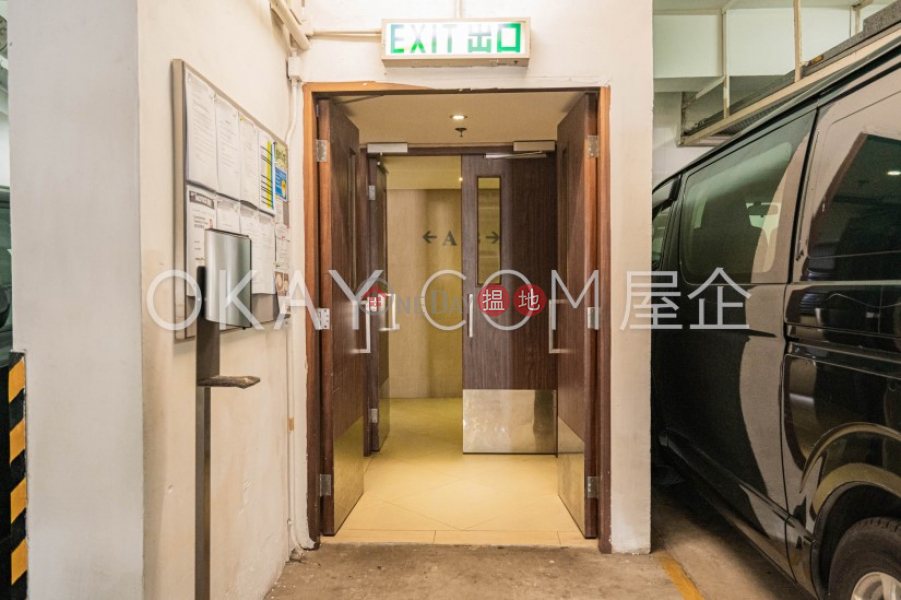 Property Search Hong Kong | OneDay | Residential, Rental Listings | Tasteful 3 bedroom with balcony & parking | Rental