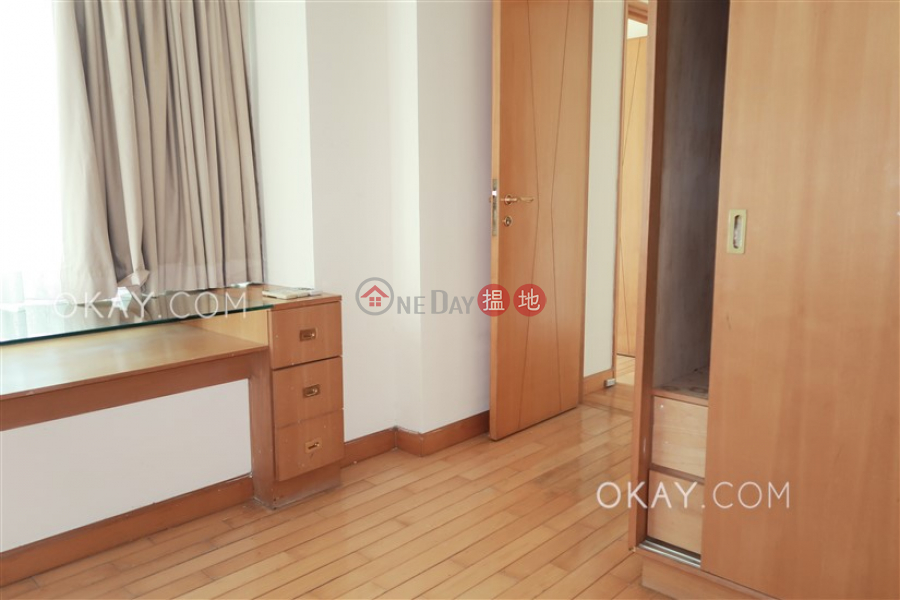 HK$ 28,000/ month | No 1 Star Street, Wan Chai District, Cozy 2 bedroom on high floor | Rental