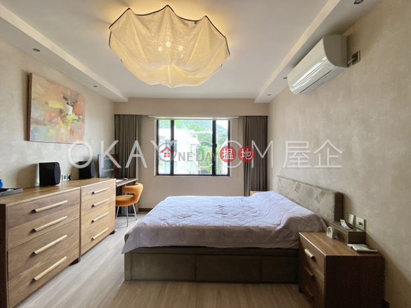 HK$ 28M, 43 Stanley Village Road Southern District | Tasteful 3 bedroom with balcony & parking | For Sale