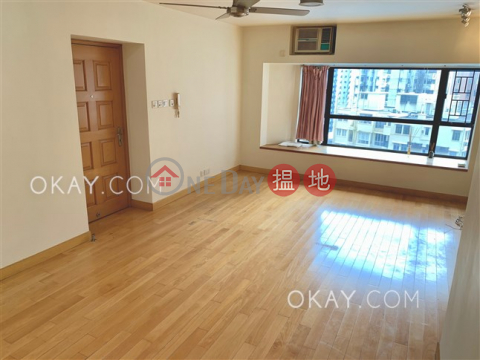 Popular 3 bedroom on high floor with parking | For Sale | Flourish Court 殷榮閣 _0