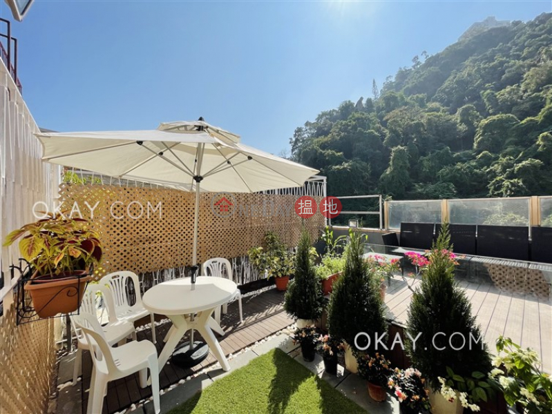 Property Search Hong Kong | OneDay | Residential | Sales Listings Tasteful 2 bedroom on high floor with rooftop | For Sale