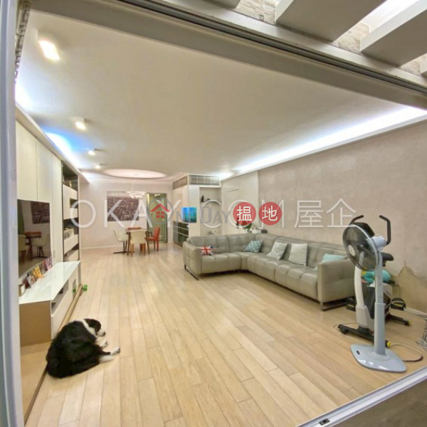 Unique 3 bedroom on high floor with parking | For Sale | 60 Cloud View Road | Eastern District, Hong Kong, Sales | HK$ 33M