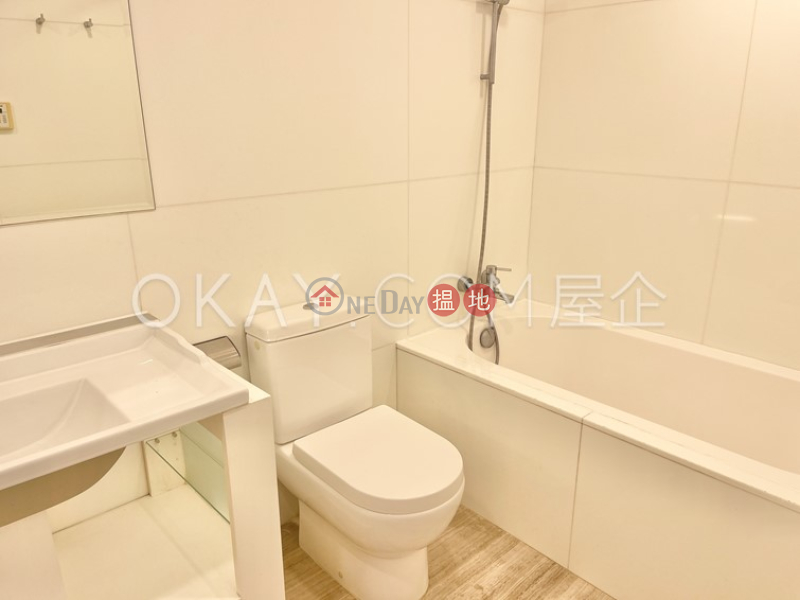 Gorgeous house with parking | Rental, Las Pinadas 松濤苑 Rental Listings | Sai Kung (OKAY-R15663)