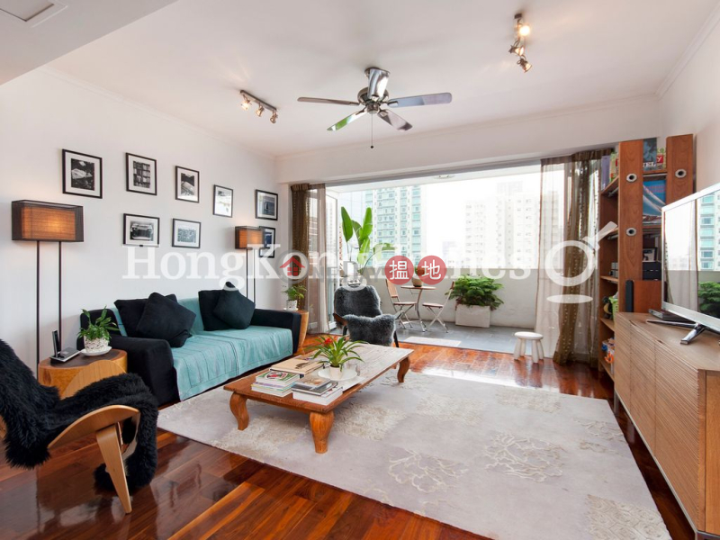 3 Bedroom Family Unit for Rent at Man Yuen Garden | Man Yuen Garden 文苑花園大廈 Rental Listings
