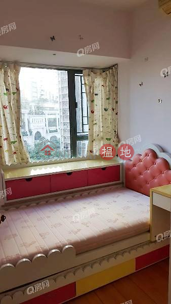 Property Search Hong Kong | OneDay | Residential Rental Listings | Park Avenue | 2 bedroom Low Floor Flat for Rent