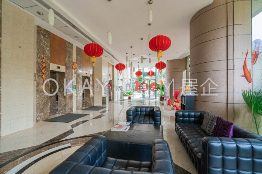 HK$ 40,000/ month Discovery Bay, Phase 12 Siena Two, Joyful Mansion (Block H3) Lantau Island | Elegant 4 bedroom with balcony | Rental