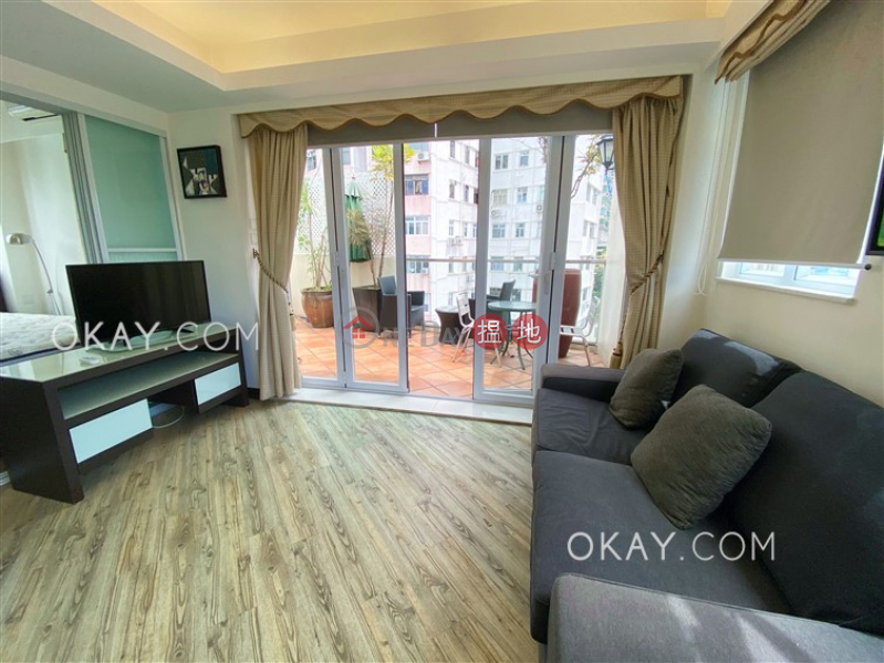 Stylish 1 bed on high floor with sea views & rooftop | Rental, 141-145 Caine Road | Central District | Hong Kong, Rental | HK$ 28,000/ month