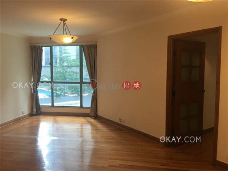 Stylish 3 bedroom in Mid-levels West | Rental | 2 Seymour Road | Western District, Hong Kong Rental HK$ 32,000/ month