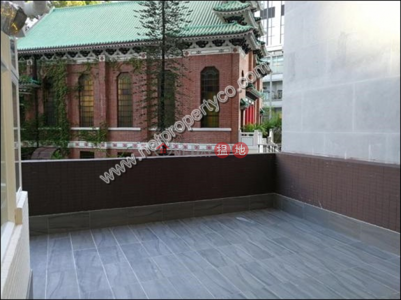 HK$ 17,800/ month Sun Ho Court, Wan Chai District, Nice decorated unit for rent in Causeway Bay