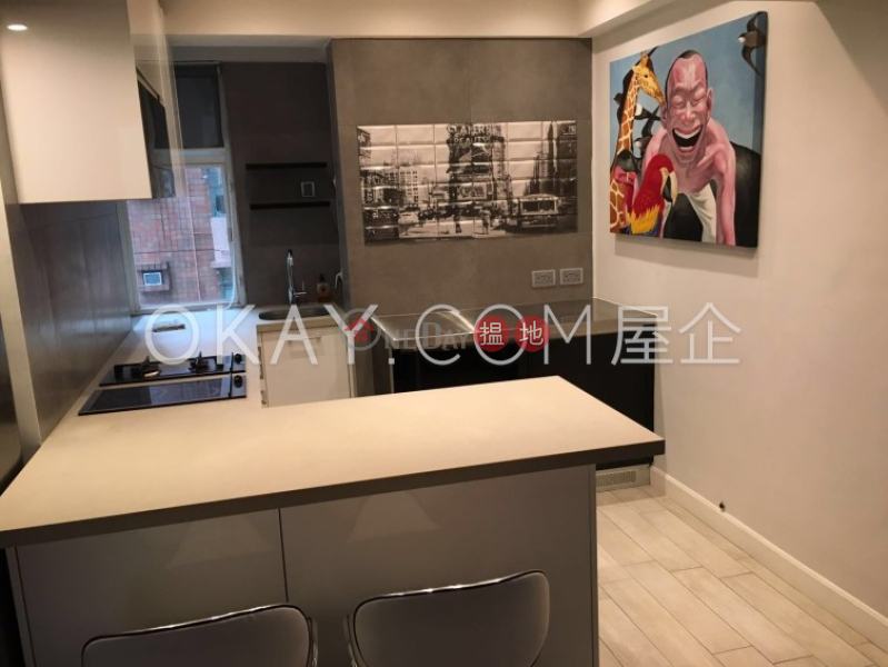 Charming 2 bedroom in Mid-levels West | For Sale | 74 Robinson Road | Western District Hong Kong Sales | HK$ 10M