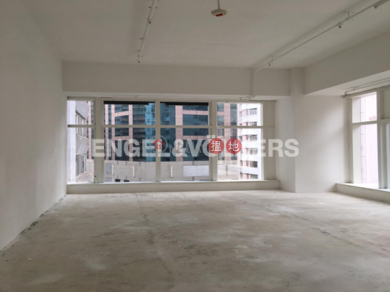 HK$ 62,472/ month | The Hennessy, Wan Chai District Studio Flat for Rent in Wan Chai