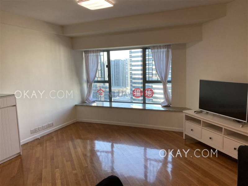 Property Search Hong Kong | OneDay | Residential, Rental Listings | Elegant 3 bedroom in Quarry Bay | Rental