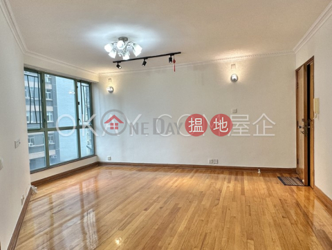 Stylish 3 bedroom in Mid-levels West | For Sale | Goldwin Heights 高雲臺 _0
