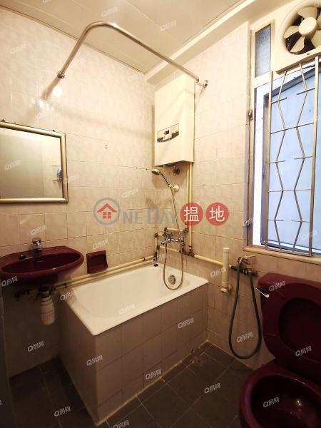 Property Search Hong Kong | OneDay | Residential | Rental Listings Lok Sing Centre Block A | 1 bedroom Mid Floor Flat for Rent