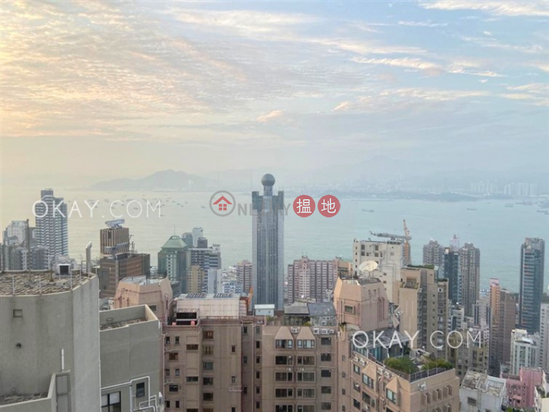 Charming 3 bedroom on high floor with harbour views | Rental | Scholastic Garden 俊傑花園 Rental Listings