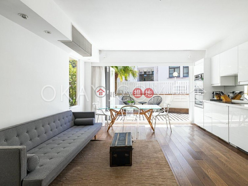 Lovely 2 bedroom with terrace | For Sale, Realfound Mansion 倫輝樓 Sales Listings | Southern District (OKAY-S407004)