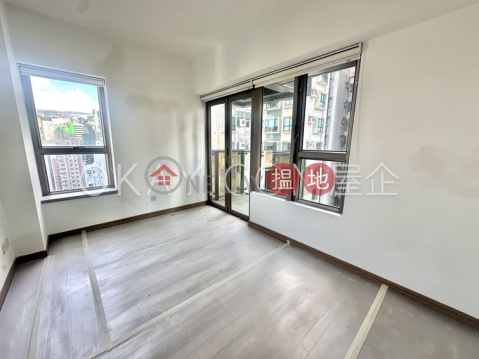Popular 3 bedroom on high floor with balcony | For Sale | Centre Point 尚賢居 _0