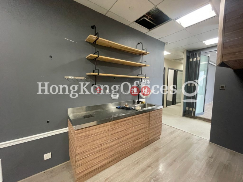 Property Search Hong Kong | OneDay | Office / Commercial Property, Rental Listings Office Unit for Rent at 33 Des Voeux Road Central