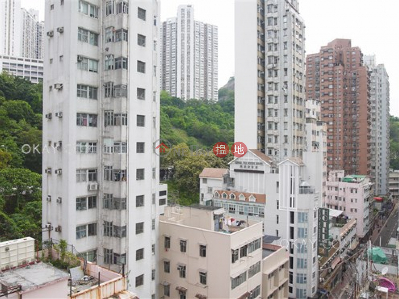 香港搵樓|租樓|二手盤|買樓| 搵地 | 住宅|出售樓盤2房1廁,星級會所,露台《倚南出售單位》