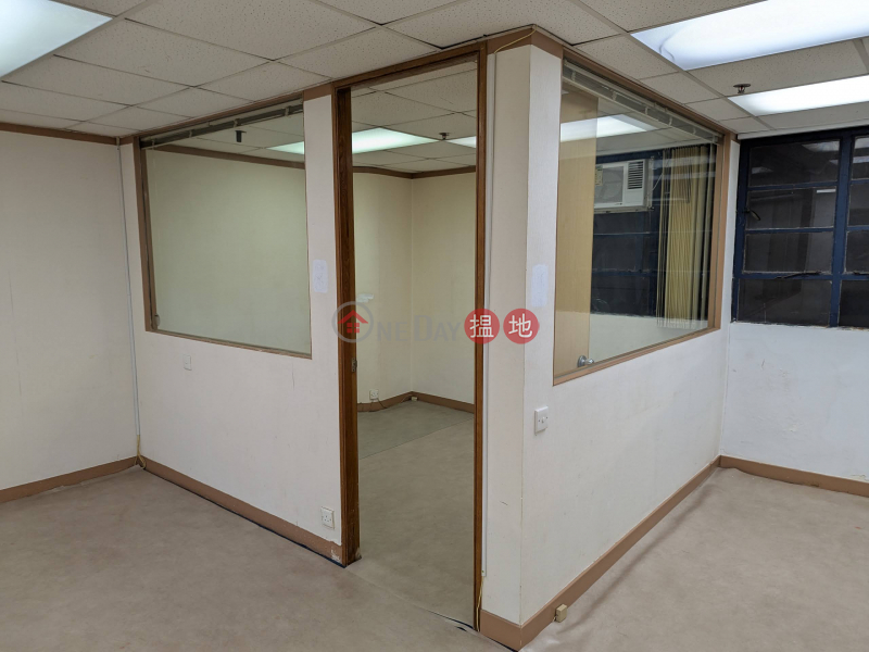 HK$ 12,800/ month Wah Chun Industrial Centre | Tsuen Wan 3-Room Office-Studio at Wah Chun Industrial Centre